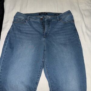 Bandolino Women's Skinny Jeans - Light Blue